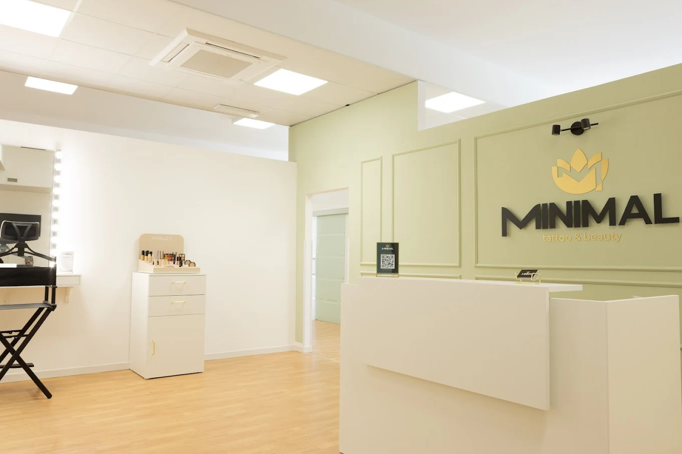 MINIMAL Tattoo&Beauty — Studio L'Aquila