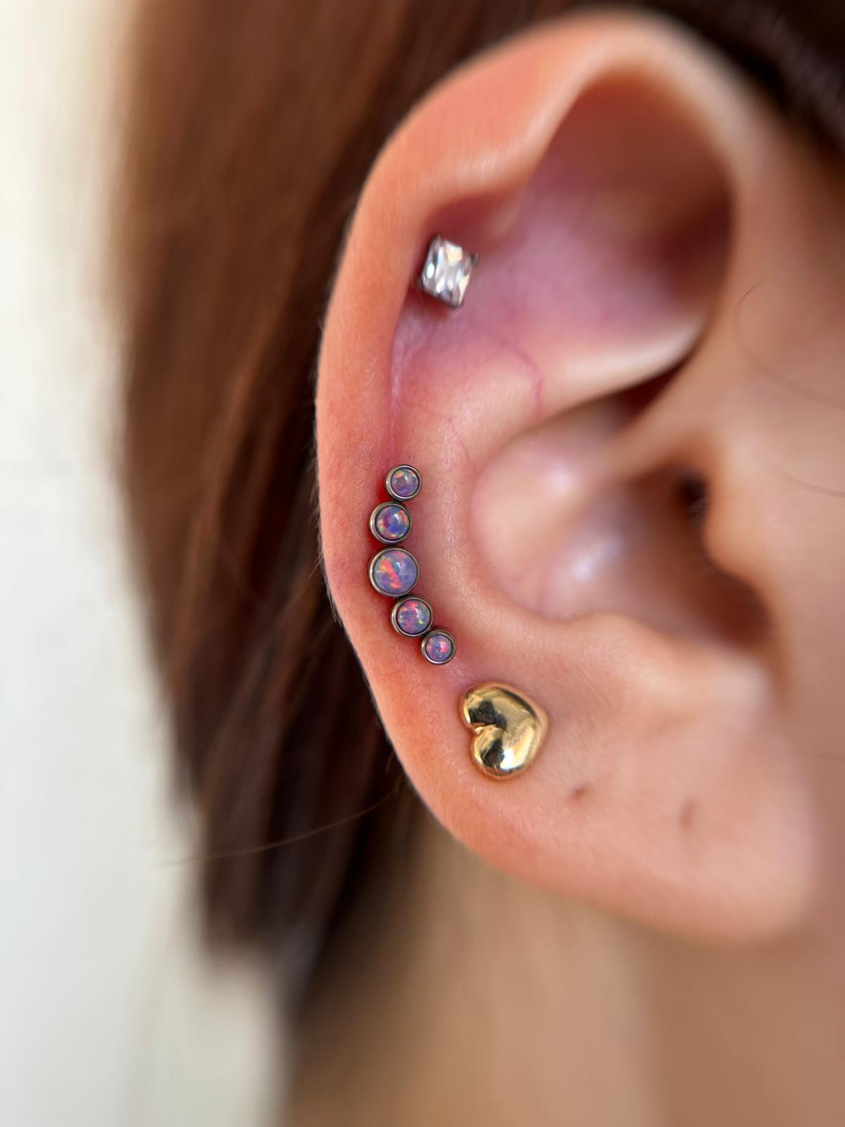 Mid helix piercing